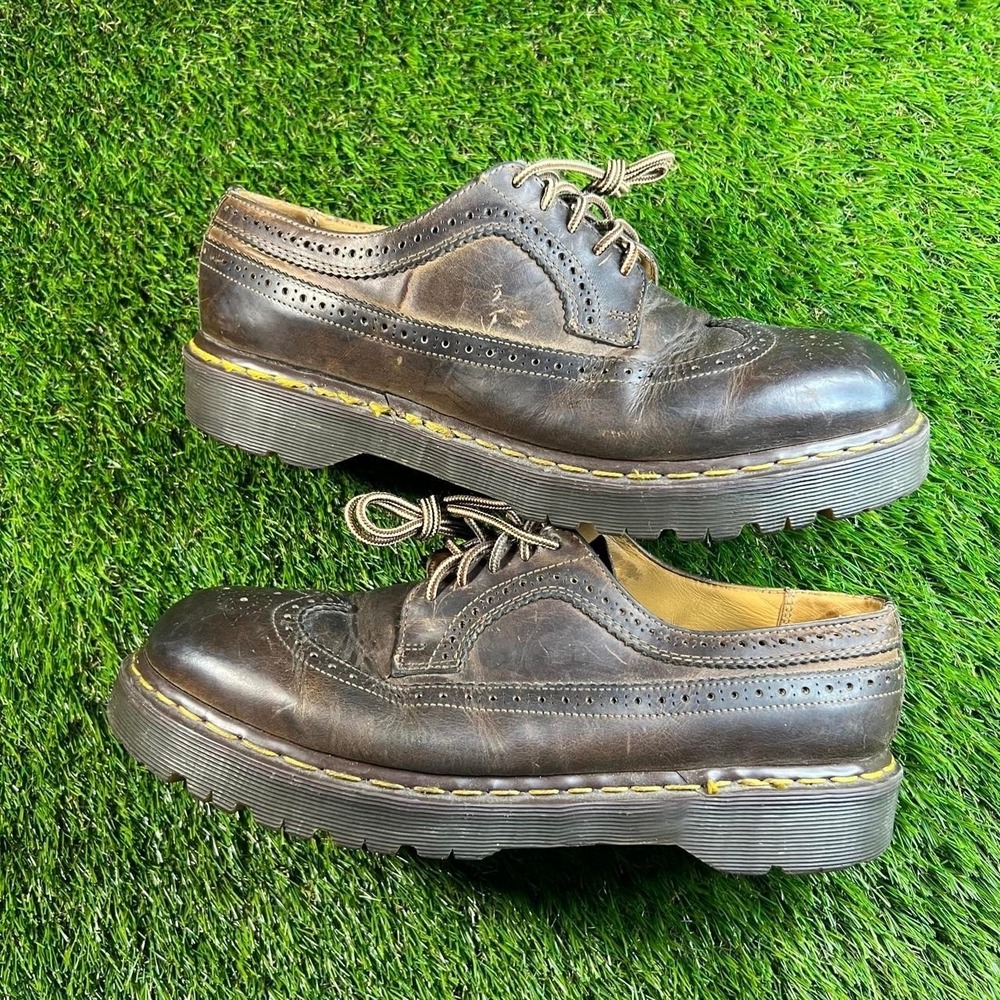 VTG Dr Martens 3989 Brown Wingtip Oxford Shoes Made England Mens US 11 UK 10